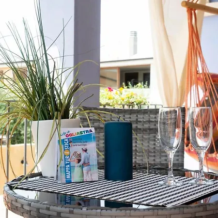 Nido Blu Terrace Hammock Park